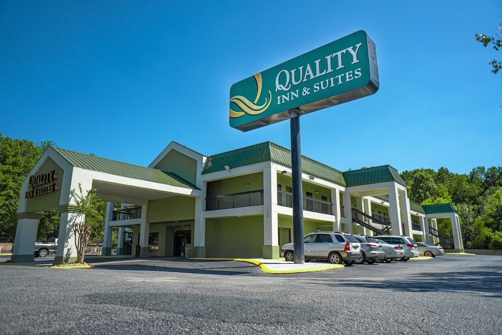 Quality Inn & Suites Near Six Flags - Остелл Экстерьер фото