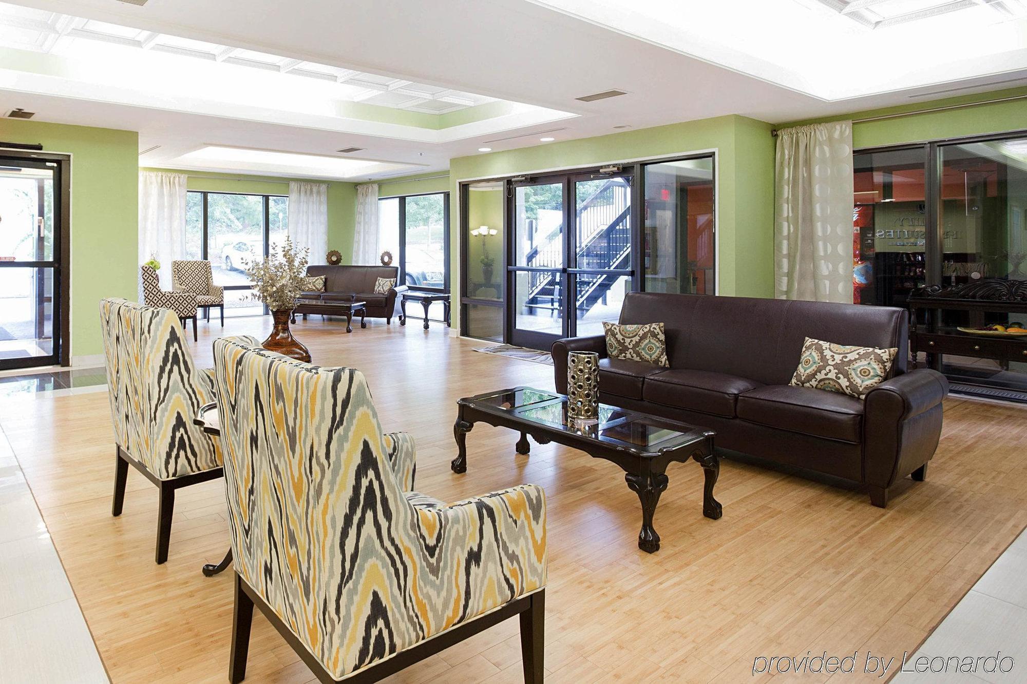 Quality Inn & Suites Near Six Flags - Остелл Экстерьер фото